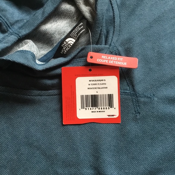 The North Face Women’s Terry Poncho Pullover - Picture 10 of 10